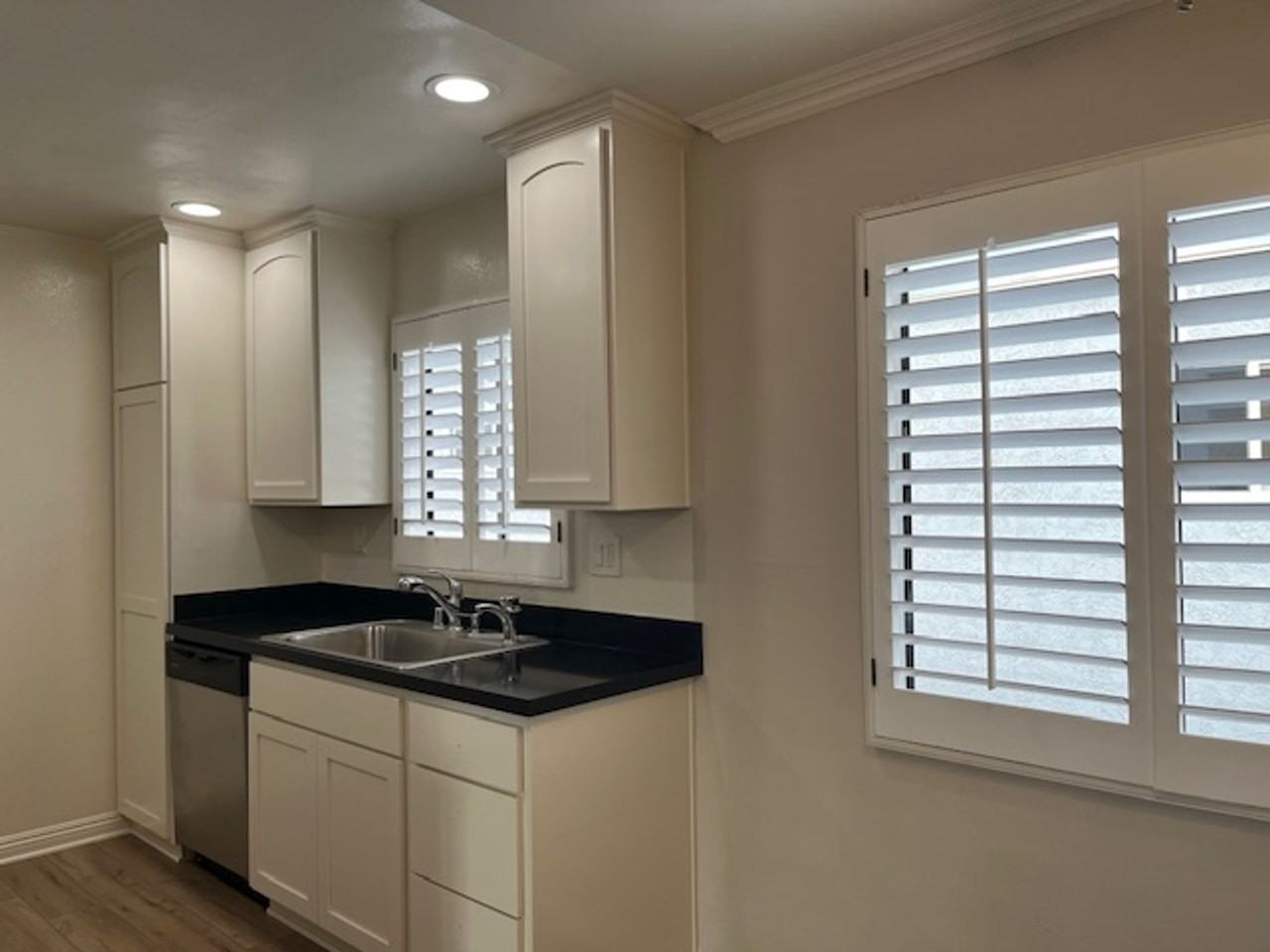 Kling Apartments - Photo 5 of 10