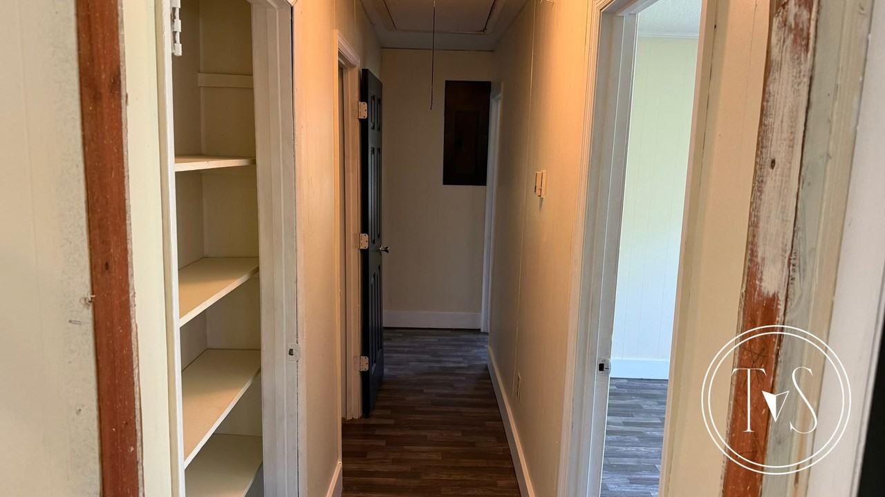 564 State St - Photo 7 of 15