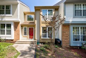 featured image of 16 Casino Ct