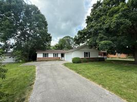 featured image of 3025 Greenbrier Ave