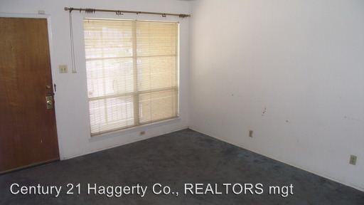 5633 Fairbanks Dr - Photo 2 of 19