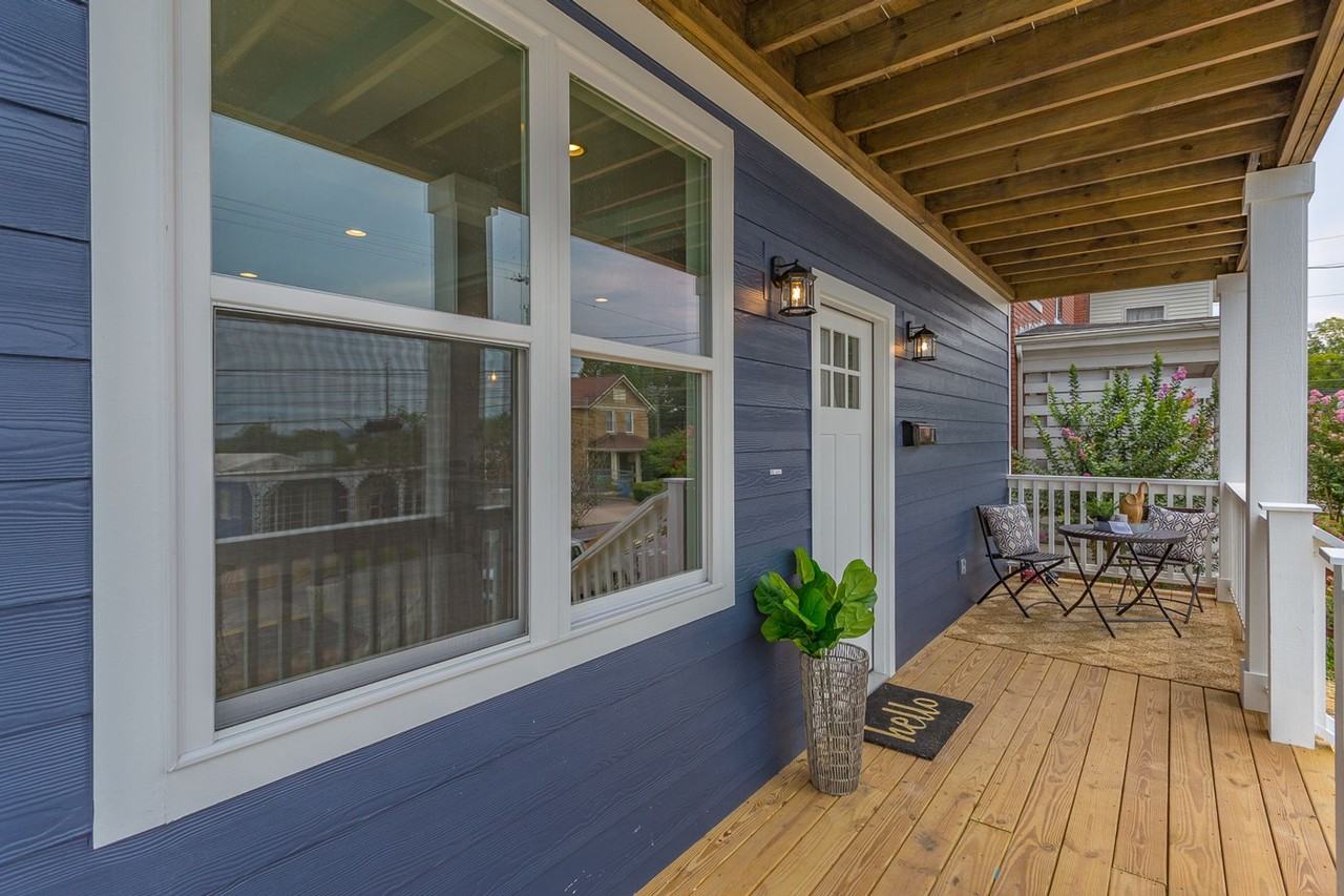 1102 S Greenwood Ave - Photo 2 of 9