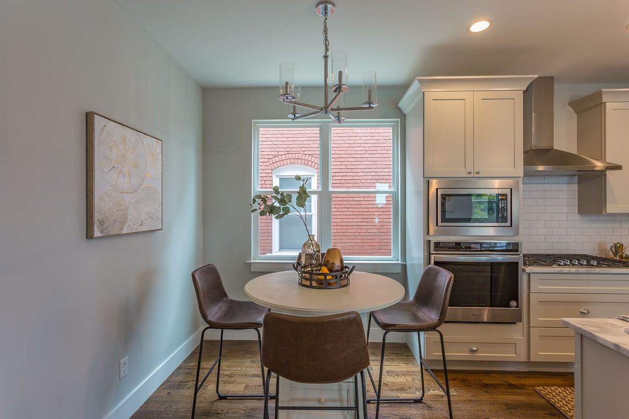 1102 S Greenwood Ave - Photo 6 of 9