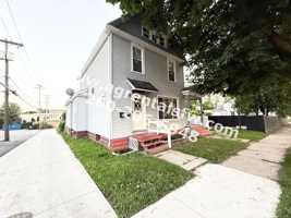 featured image of 603 W Dewald St