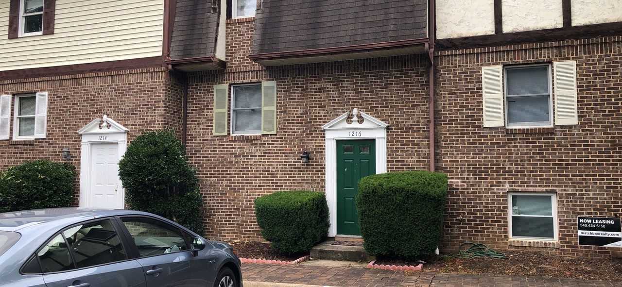 1216 Mountain View Dr - Photo 2 of 16