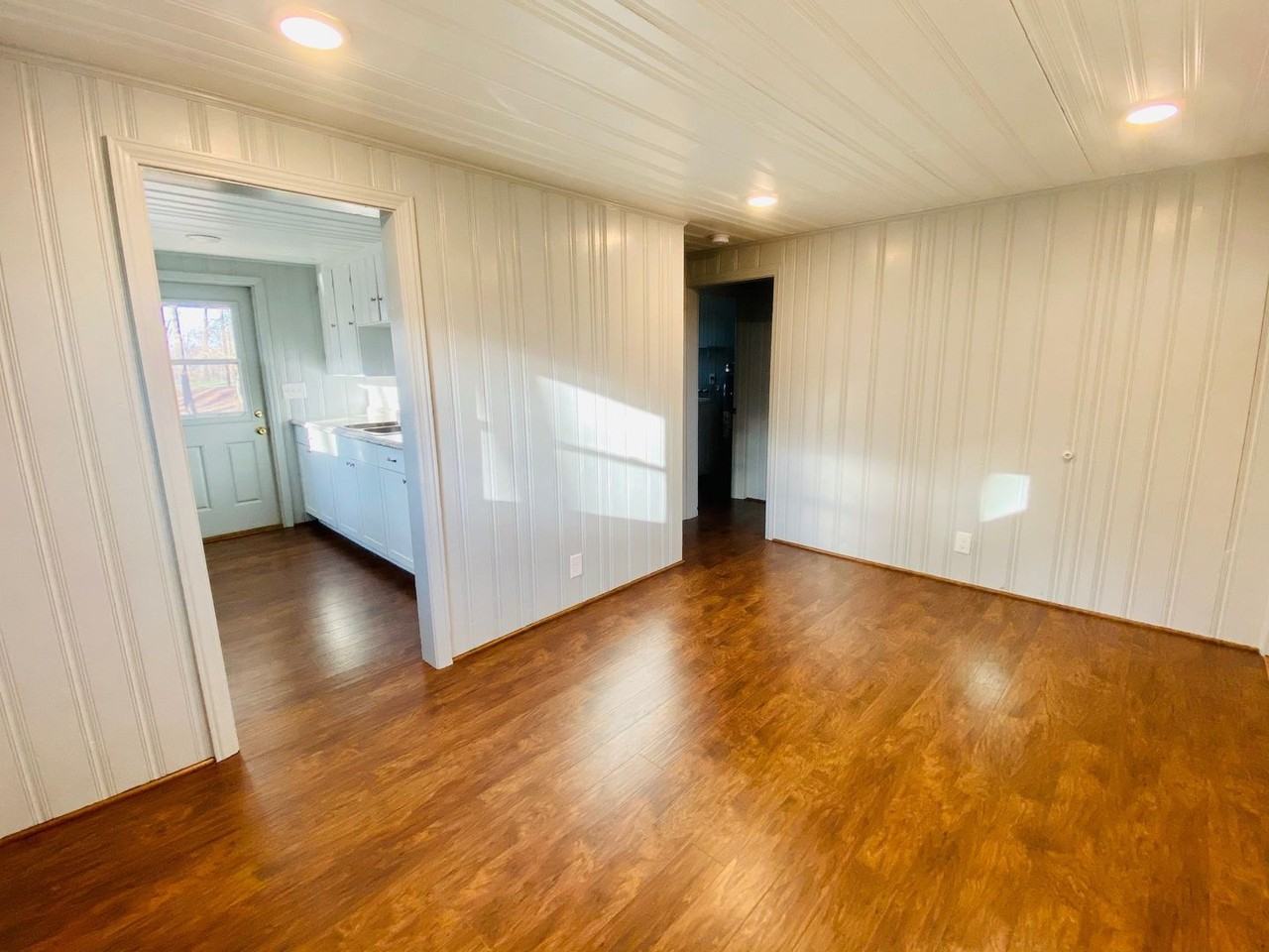 512 Overlook Pl - Photo 4 of 21