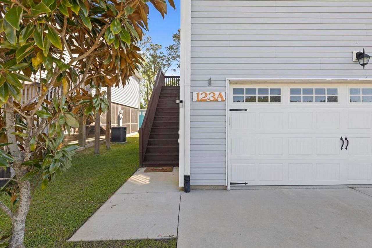 123A James Ave - Photo 3 of 29