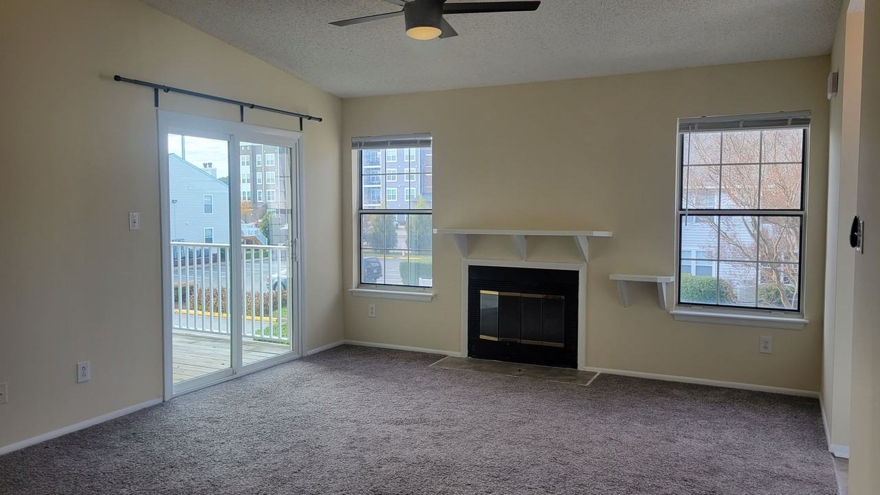 5619 Summit Arch - Photo 4 of 14