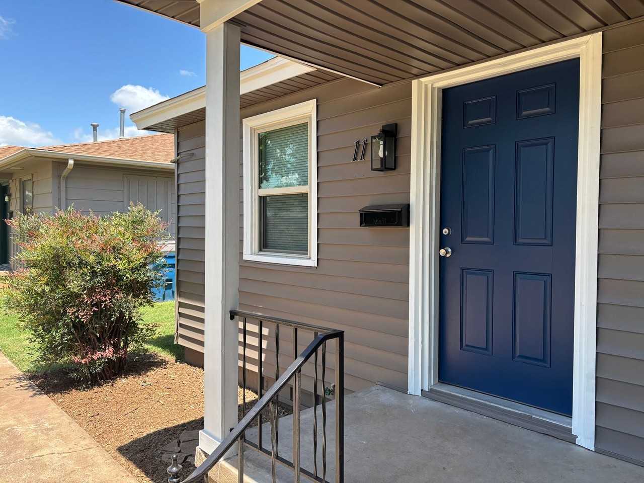 11 West Thatcher Street - Photo 2 of 15