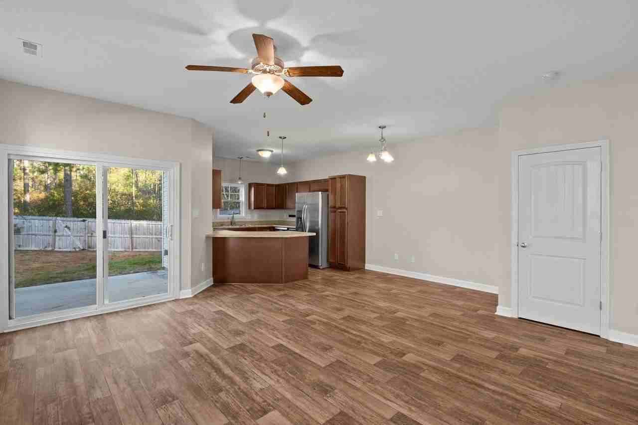 389 Frisco Way - Photo 5 of 21