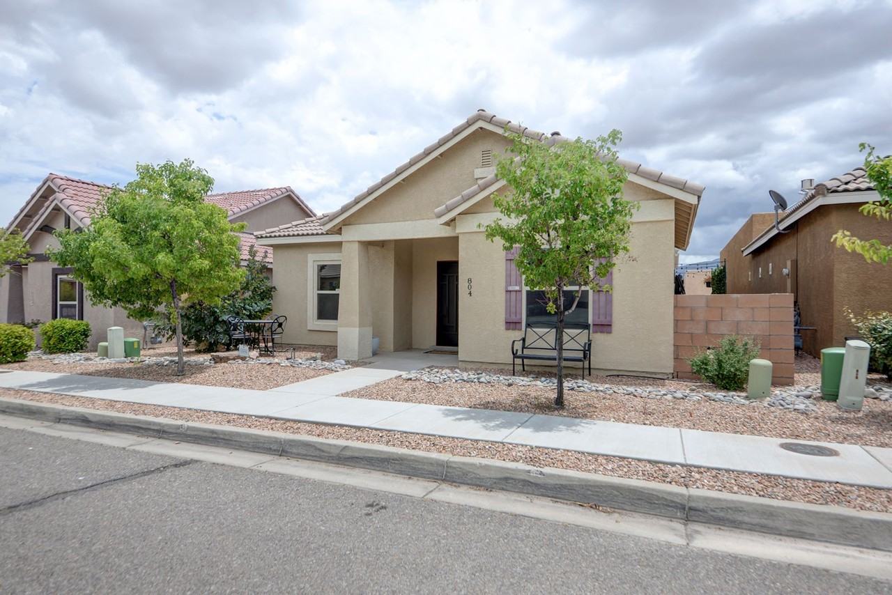 804 Palo Duro Dr - Photo 2 of 10