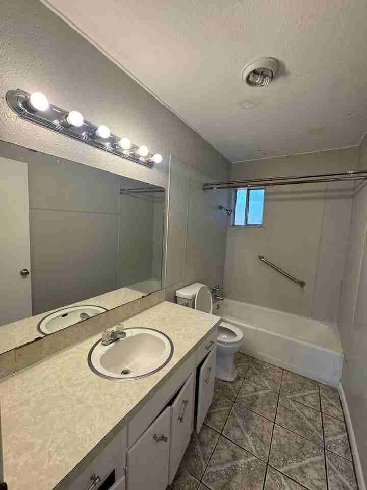 3127 Shed Rd - Photo 5 of 13