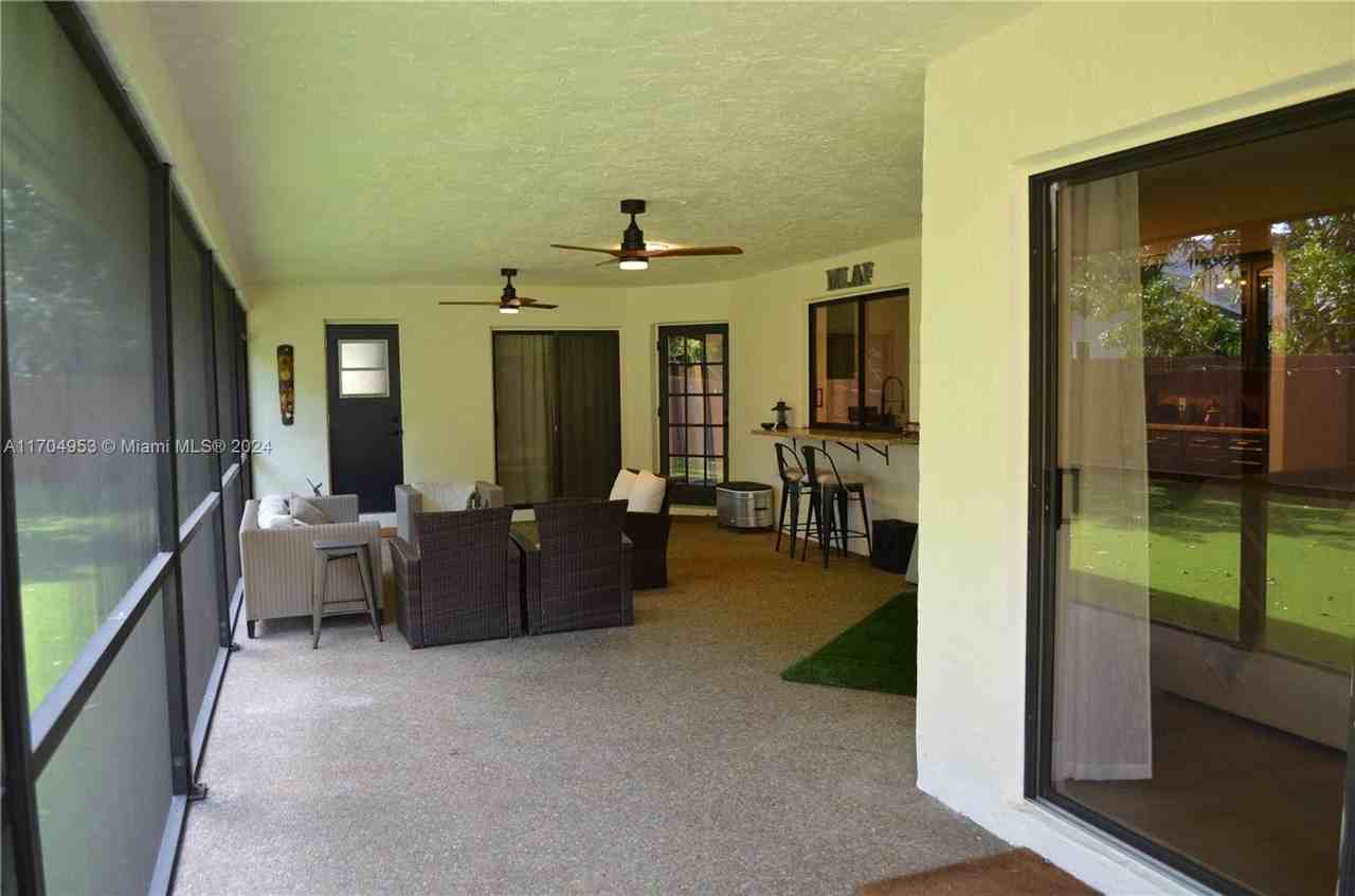 1200 Nw 78th Ave - Photo 3 of 30