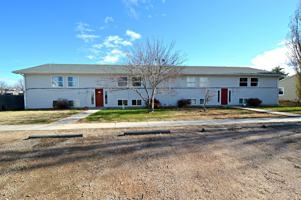 featured image of 219 Applewood Ct