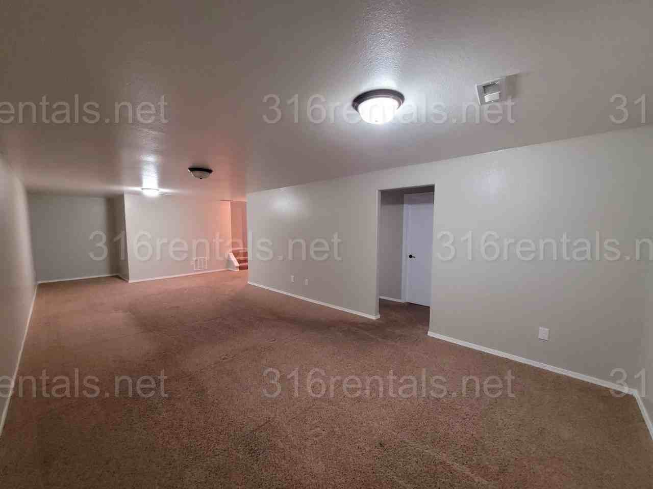 2347 S Goebel Cir - Photo 2 of 12