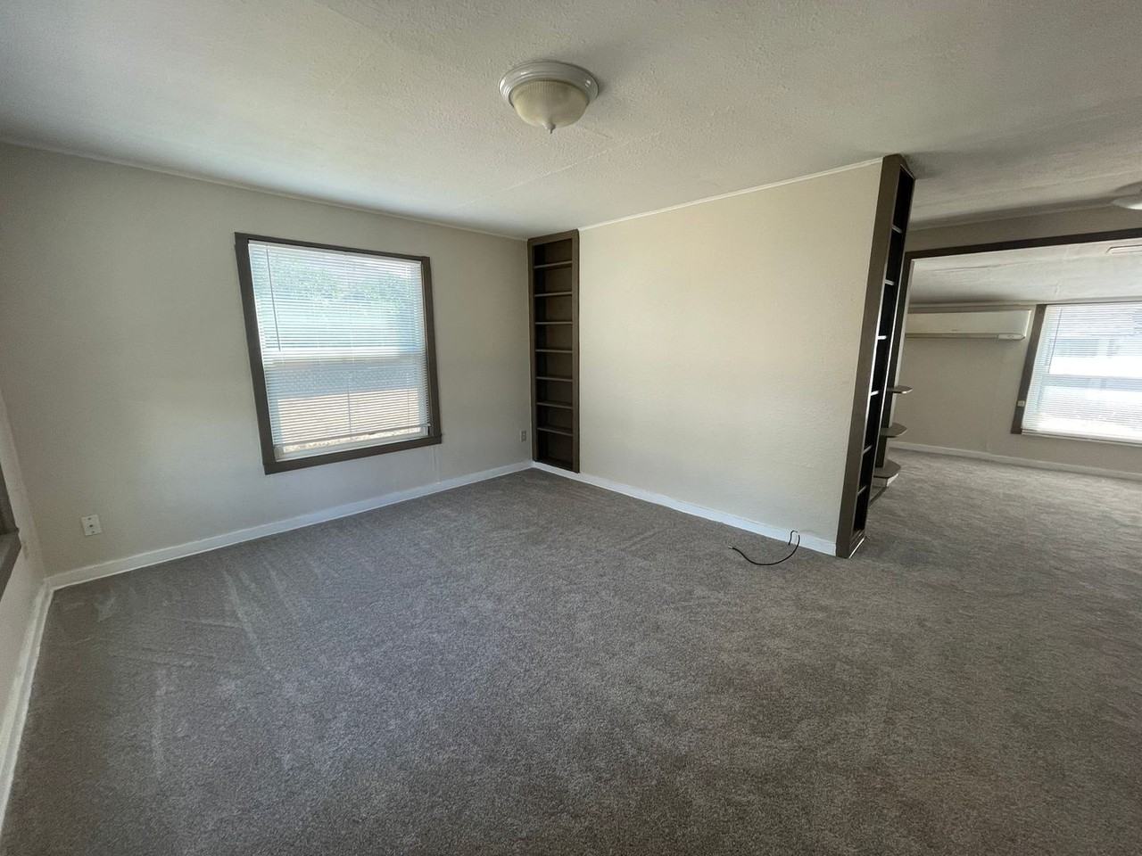 346 E Second Ave - Photo 3 of 12