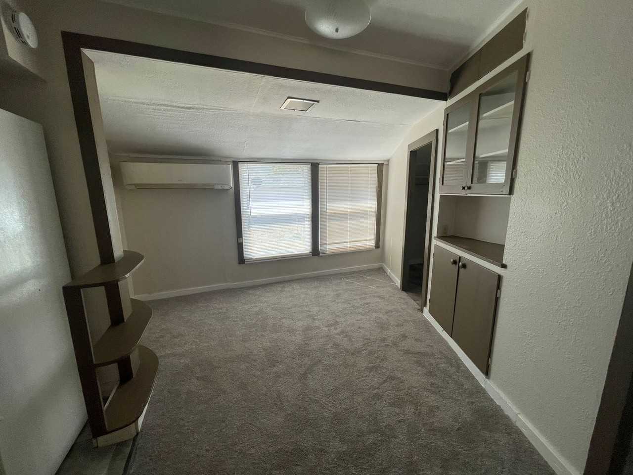 346 E Second Ave - Photo 5 of 12