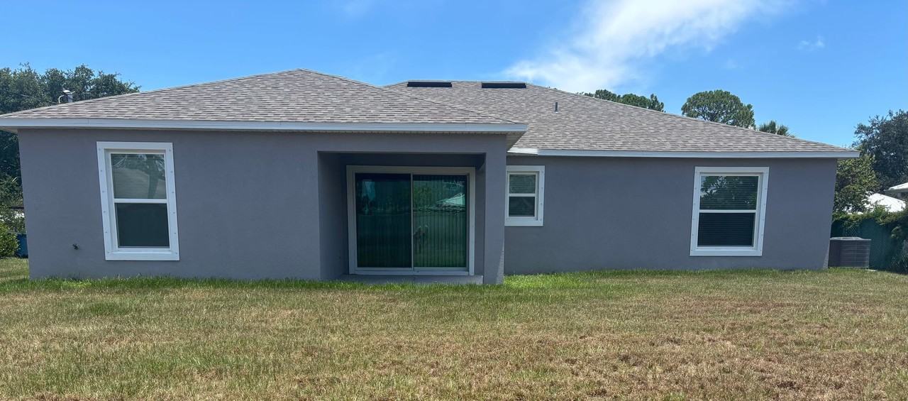 614 Castaways St Ne - Photo 2 of 13