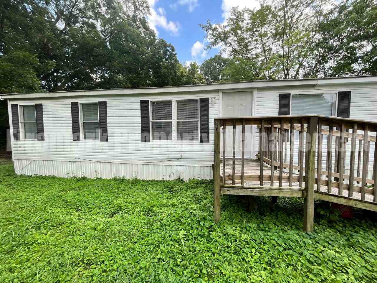 313 Allen St - Photo 2 of 14