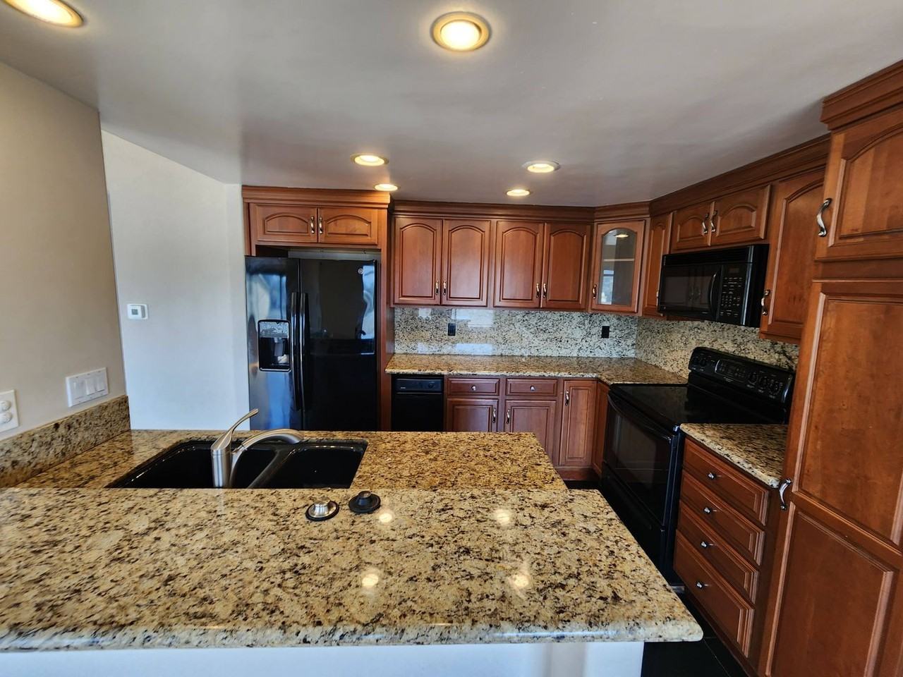 7780 Parkway Dr #1202 - Photo 3 of 18