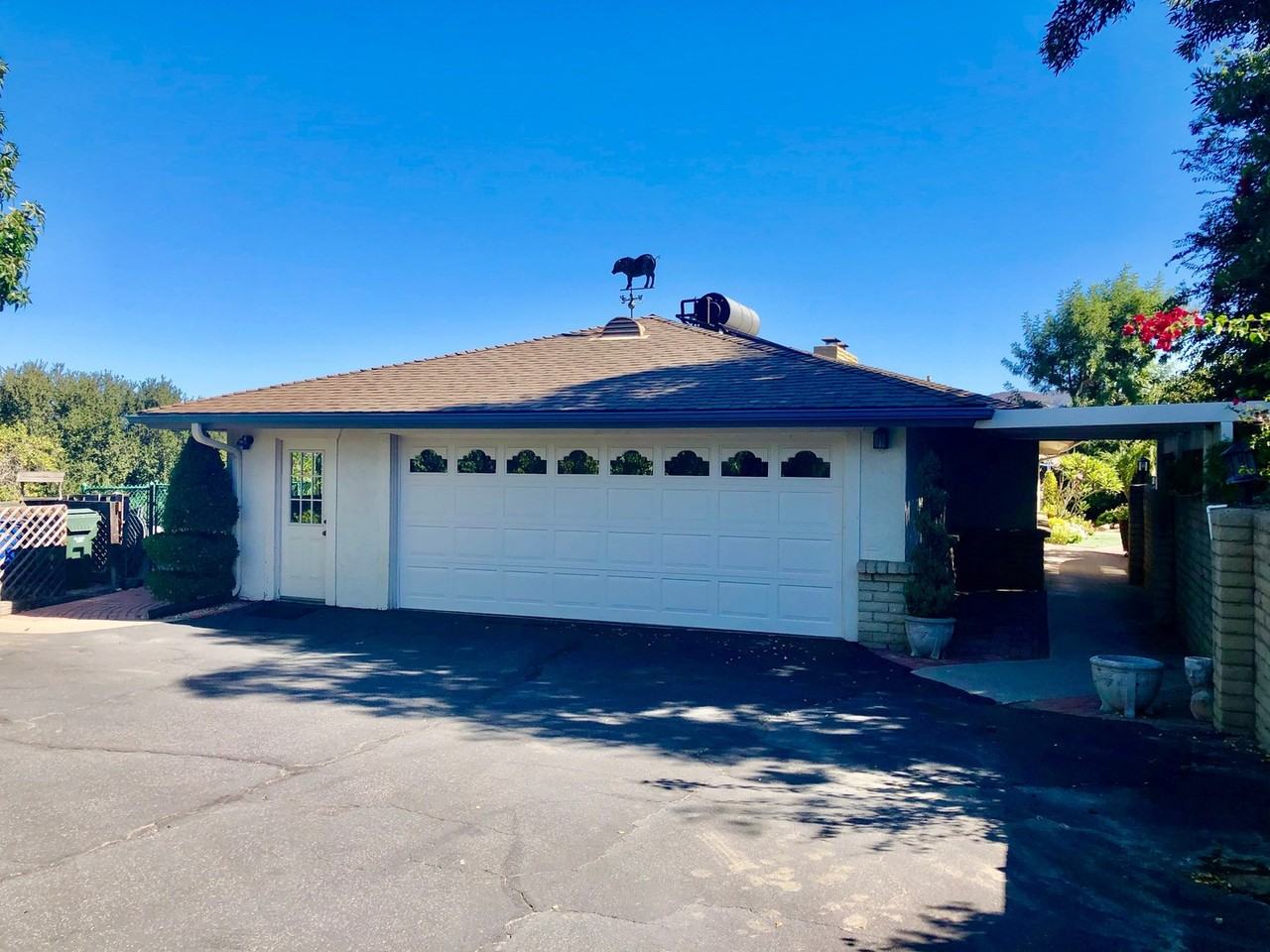 1467 Knoll Park Ln - Photo 2 of 50