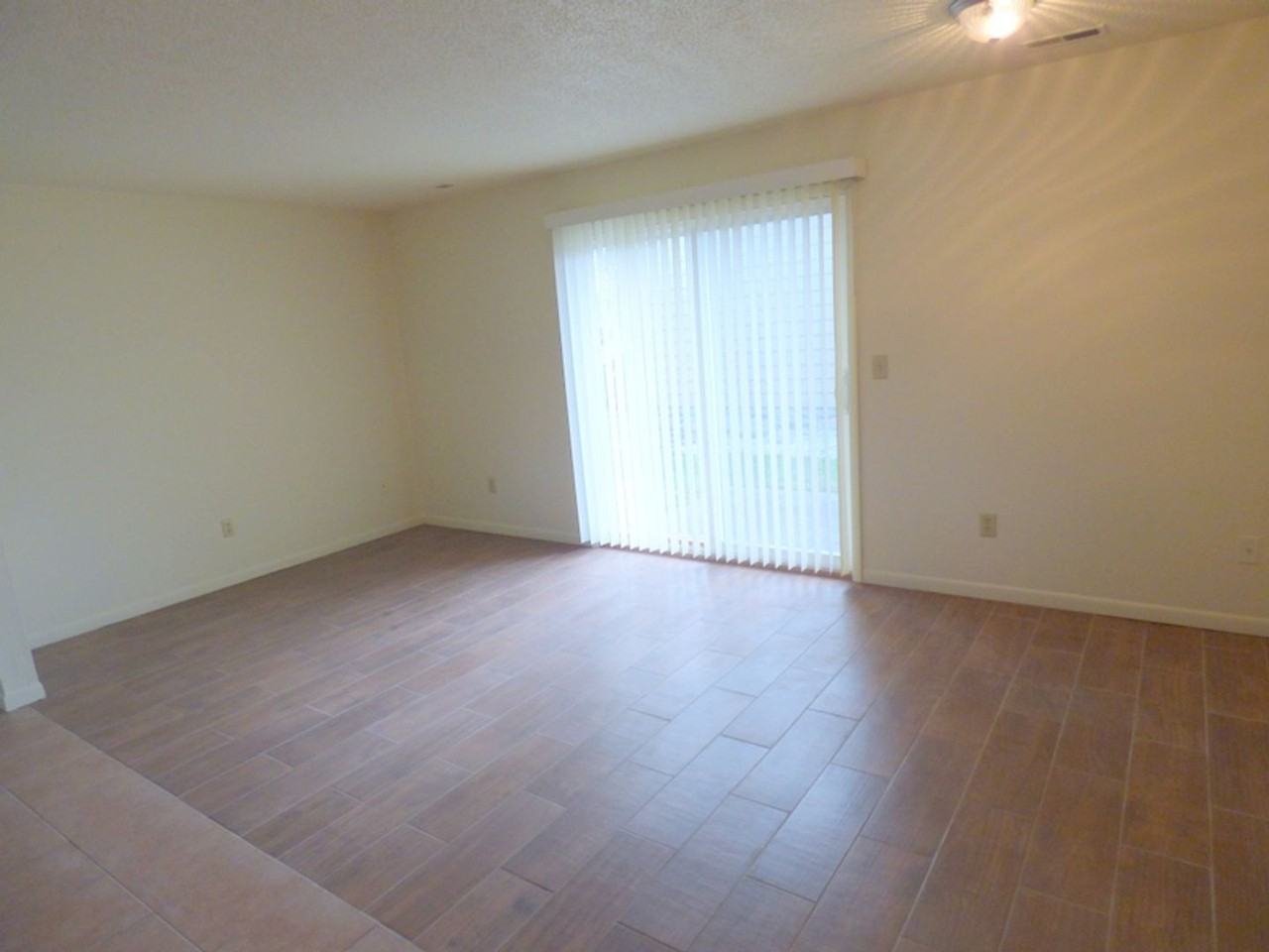 6102 Guild Drive - Photo 2 of 12