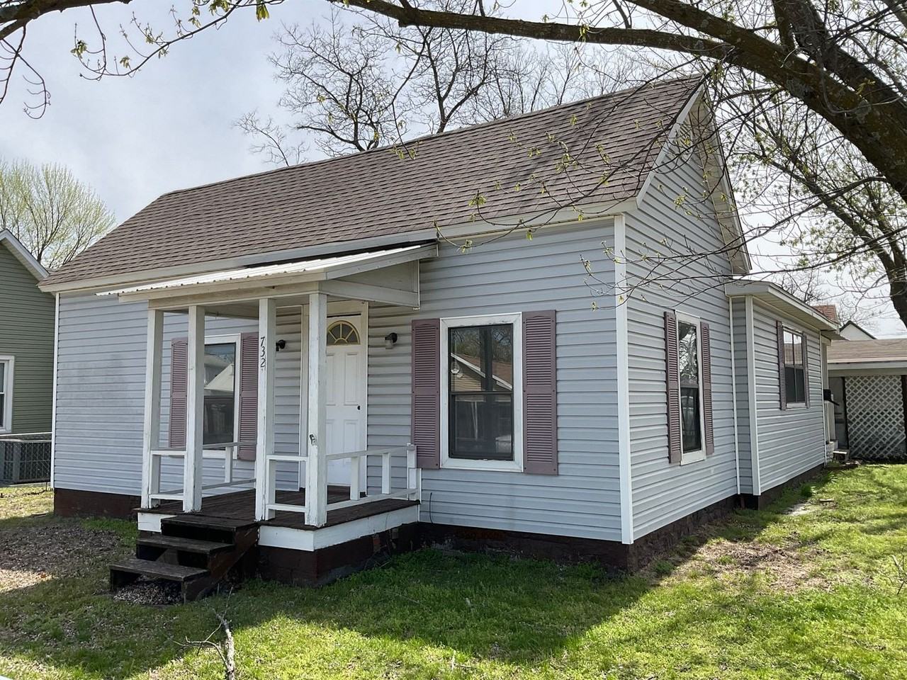 732 W Daugherty St - Photo 2 of 19