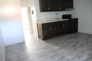 featured image of 155 W 41st Pl