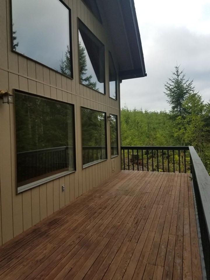 640 E Emerald Lake Dr E - Photo 3 of 35