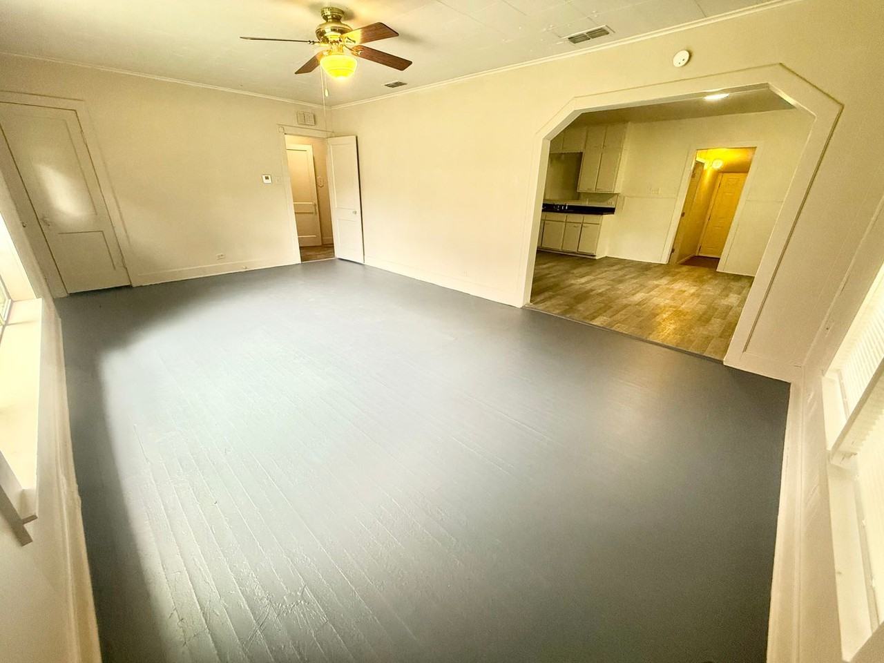 811 Kickapoo St - Photo 3 of 20