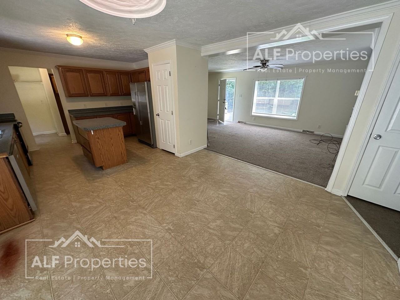 126 Hunter Rd - Photo 2 of 9