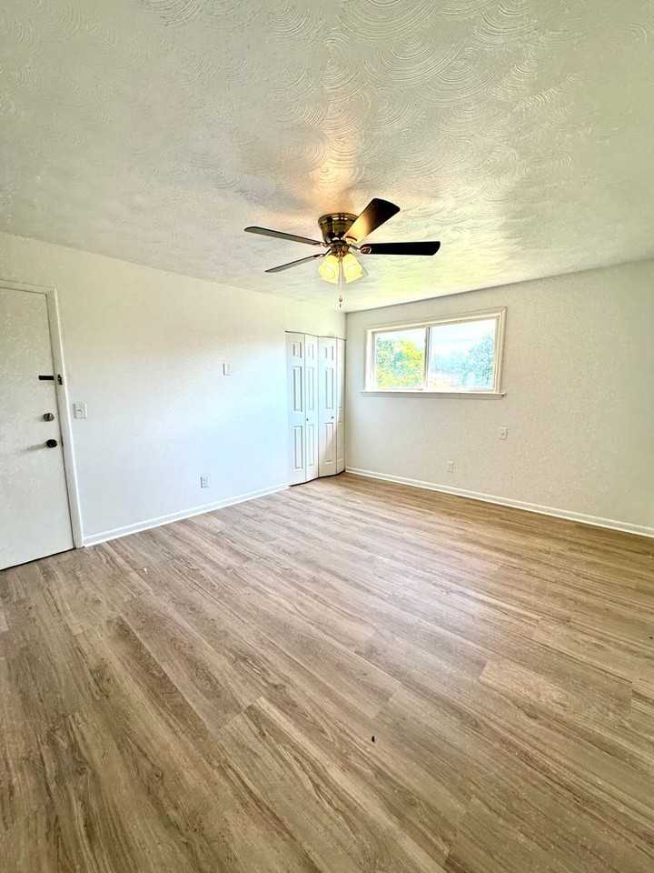 53 Pleasant Hill Rd - Photo 3 of 9