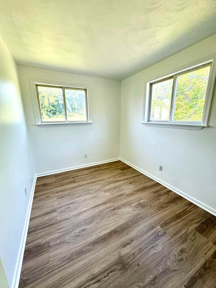 53 Pleasant Hill Rd - Photo 7 of 9