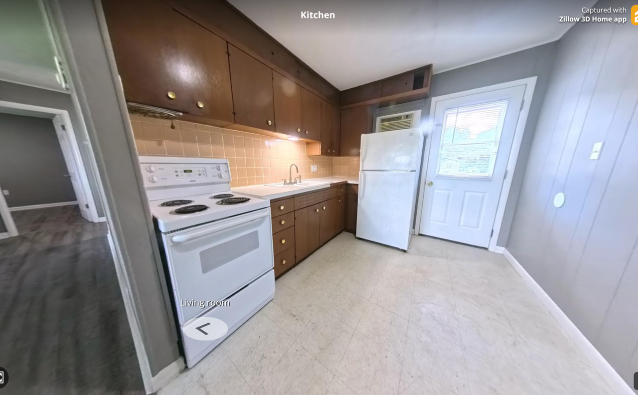1214 S Blake St - Photo 4 of 12
