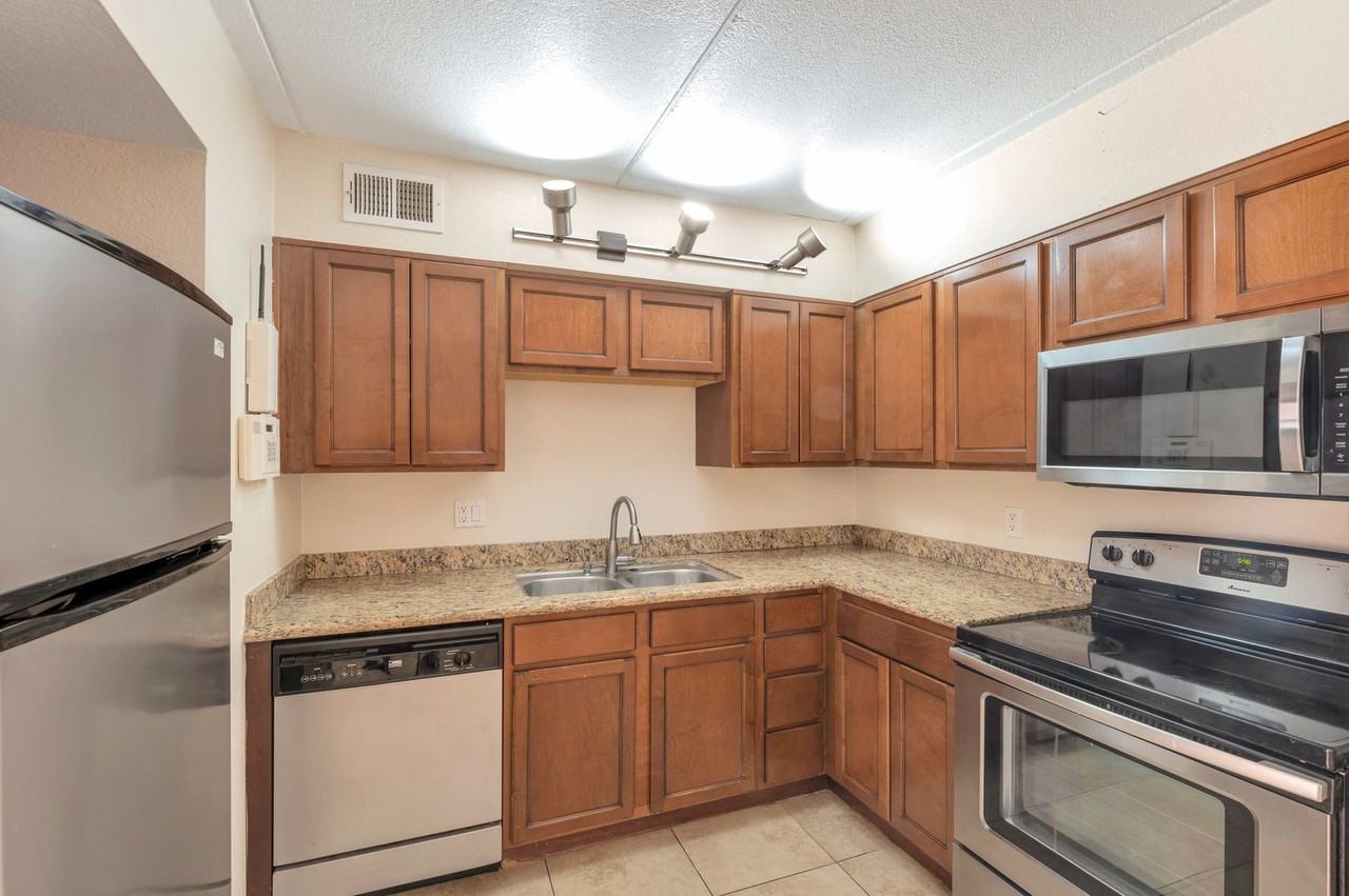 7110 E Continental Dr - Photo 3 of 21