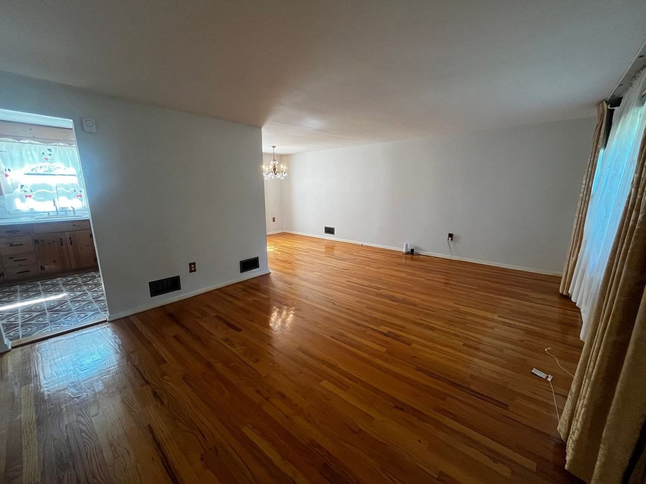 722 Hillside Ave - Photo 3 of 24