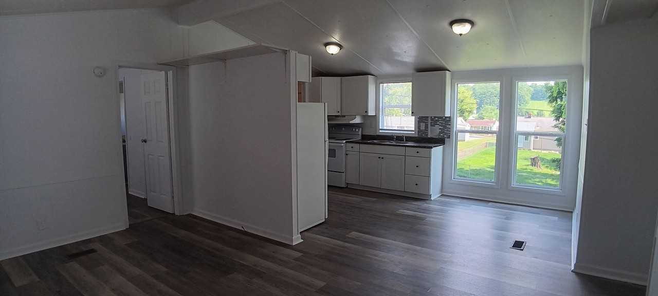 970 Beaver Dr - Photo 5 of 21