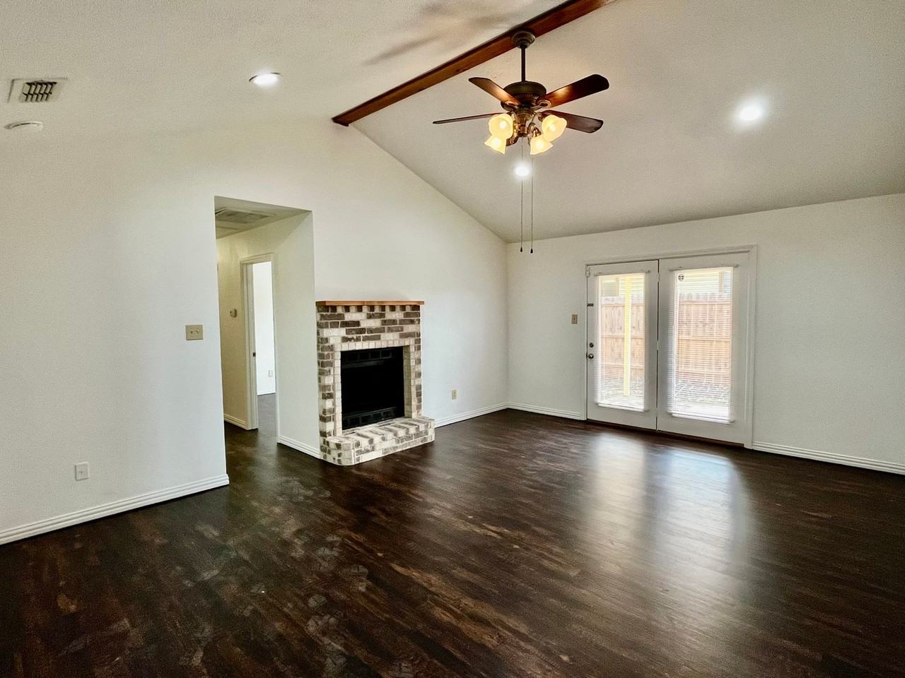 2812 2812 Paisley--Non-Managed - Photo 2 of 17