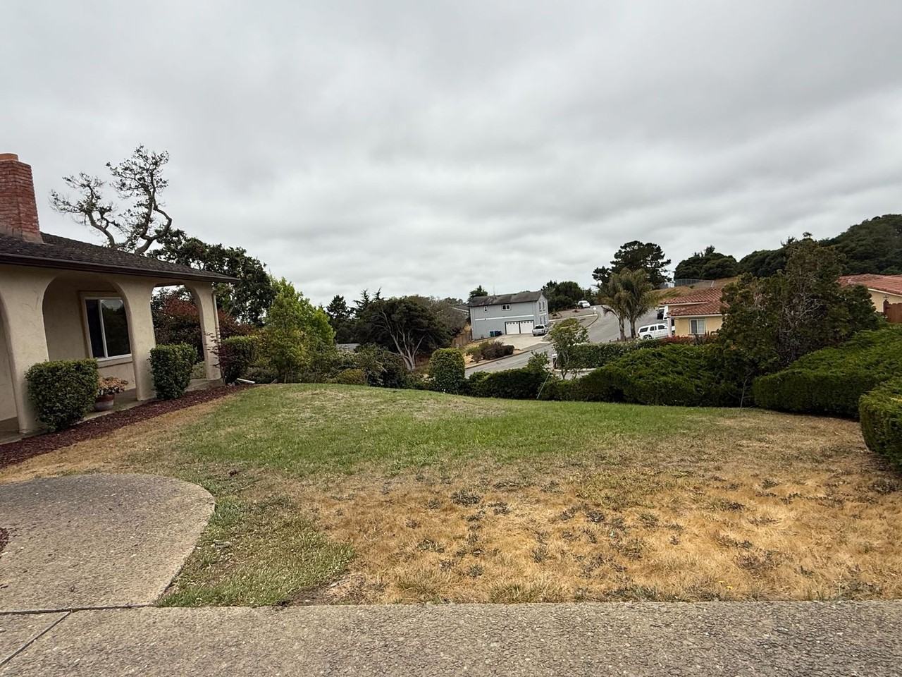 9220 Canyon Oak Rd - Photo 2 of 18