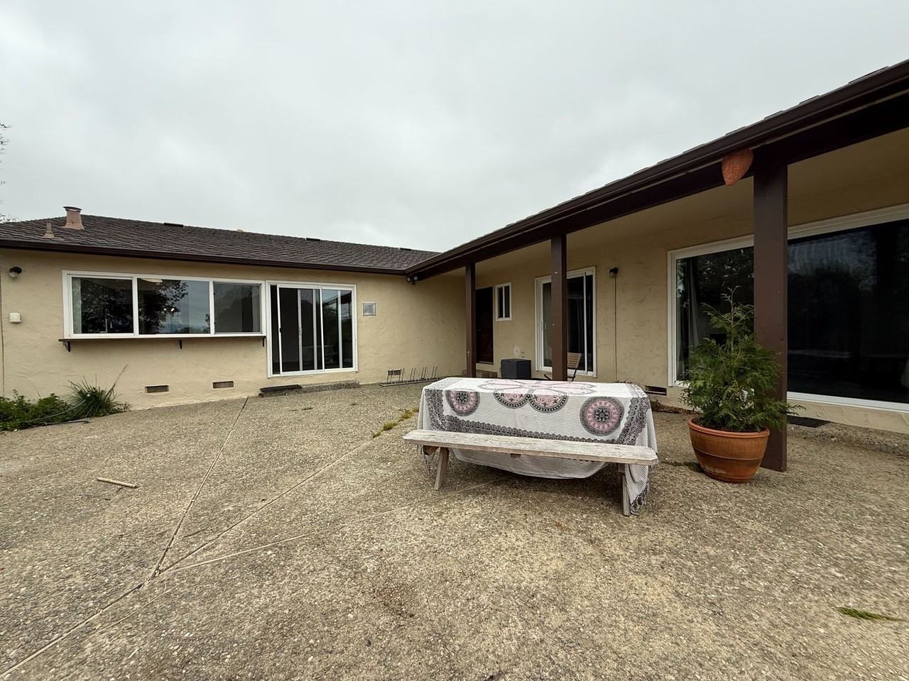 9220 Canyon Oak Rd - Photo 3 of 18