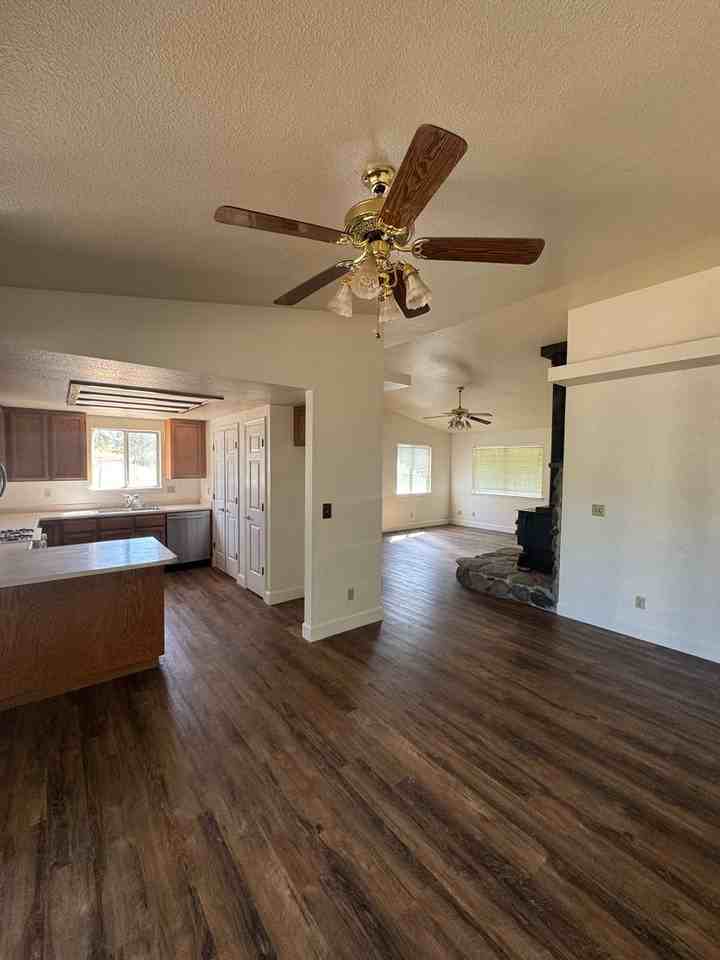 26837 Whitmore Rd - Photo 3 of 16