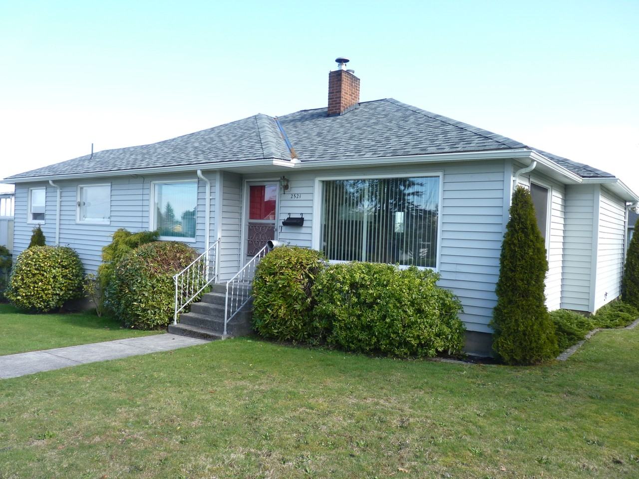 2521 S Laurel St - Photo 2 of 44