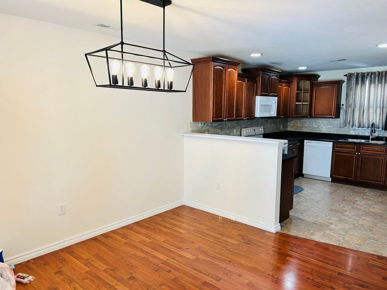 49 Fuller Cir - Photo 6 of 24