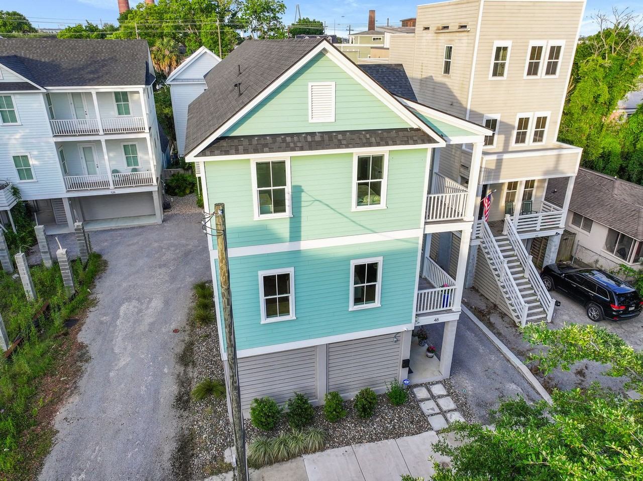 48 Aiken St - Photo 3 of 44