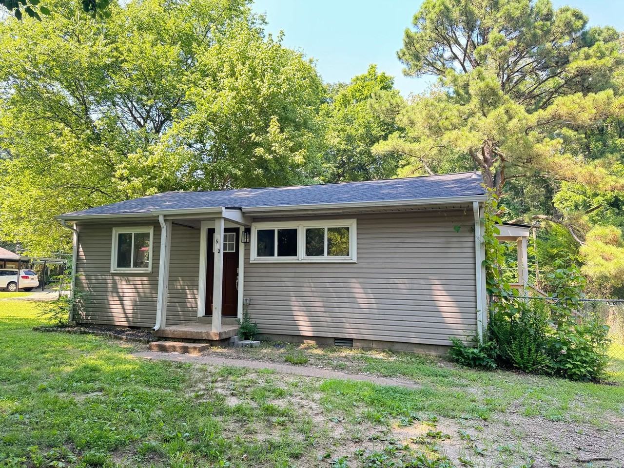 502 Cheyenne Ln - Photo 2 of 18