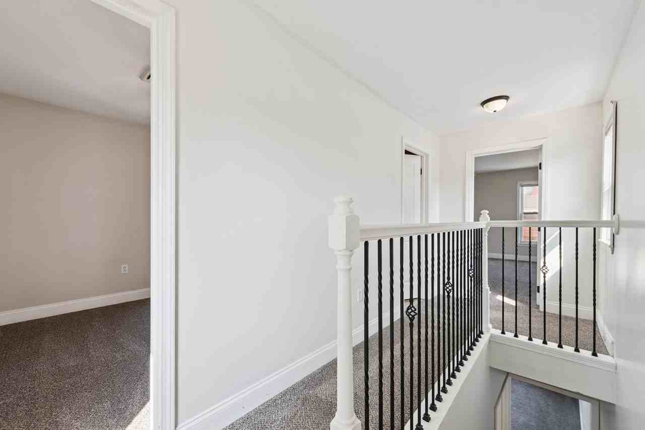 530 Stanton St - Photo 6 of 26
