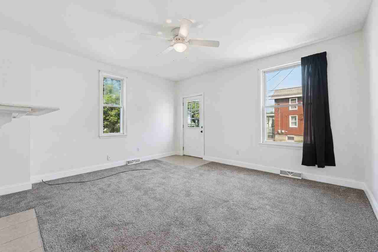 530 Stanton St - Photo 7 of 26
