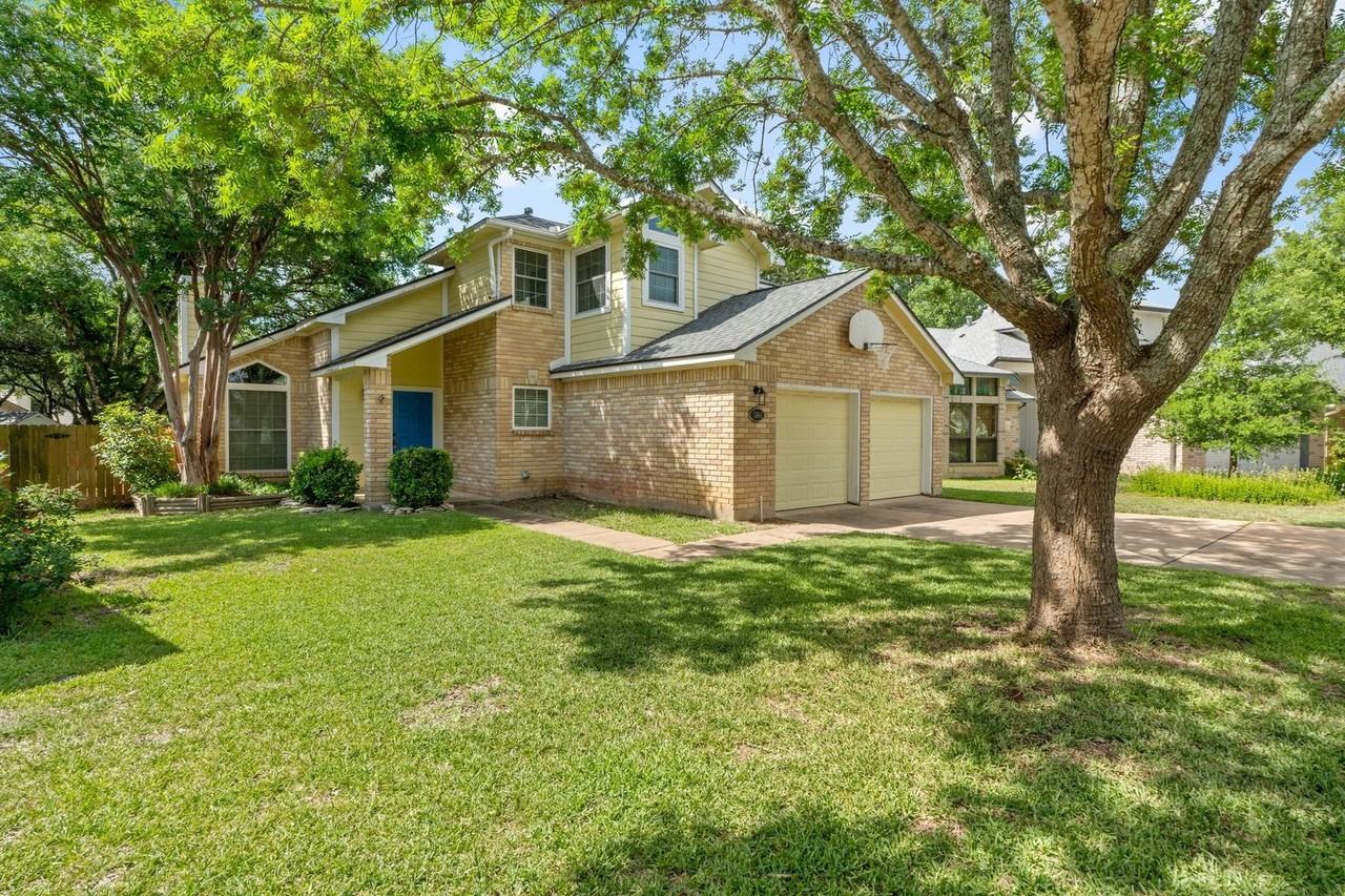 15905 De Peer Ave - Photo 2 of 31