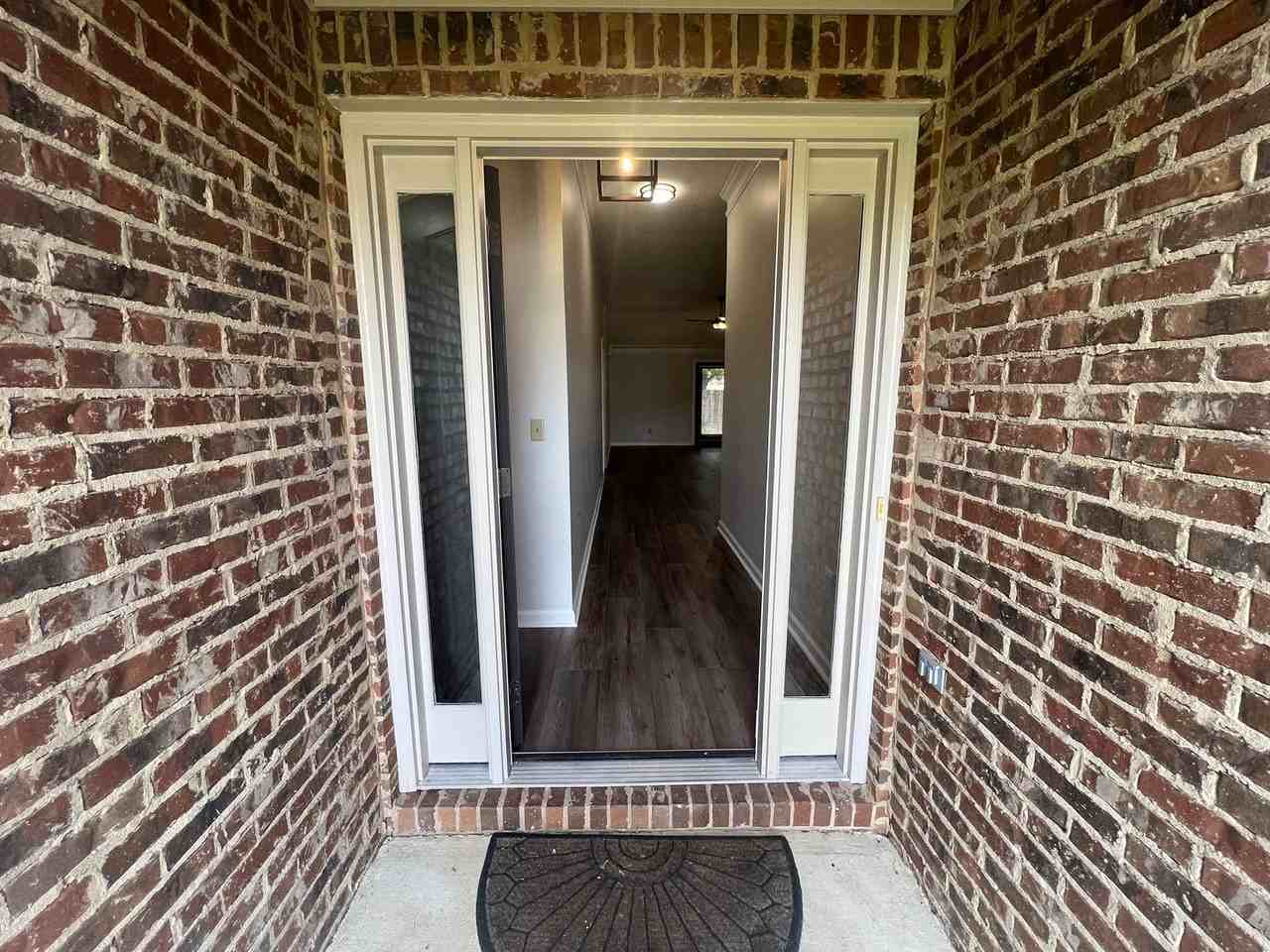 11313 Evergreen Ave - Photo 2 of 33