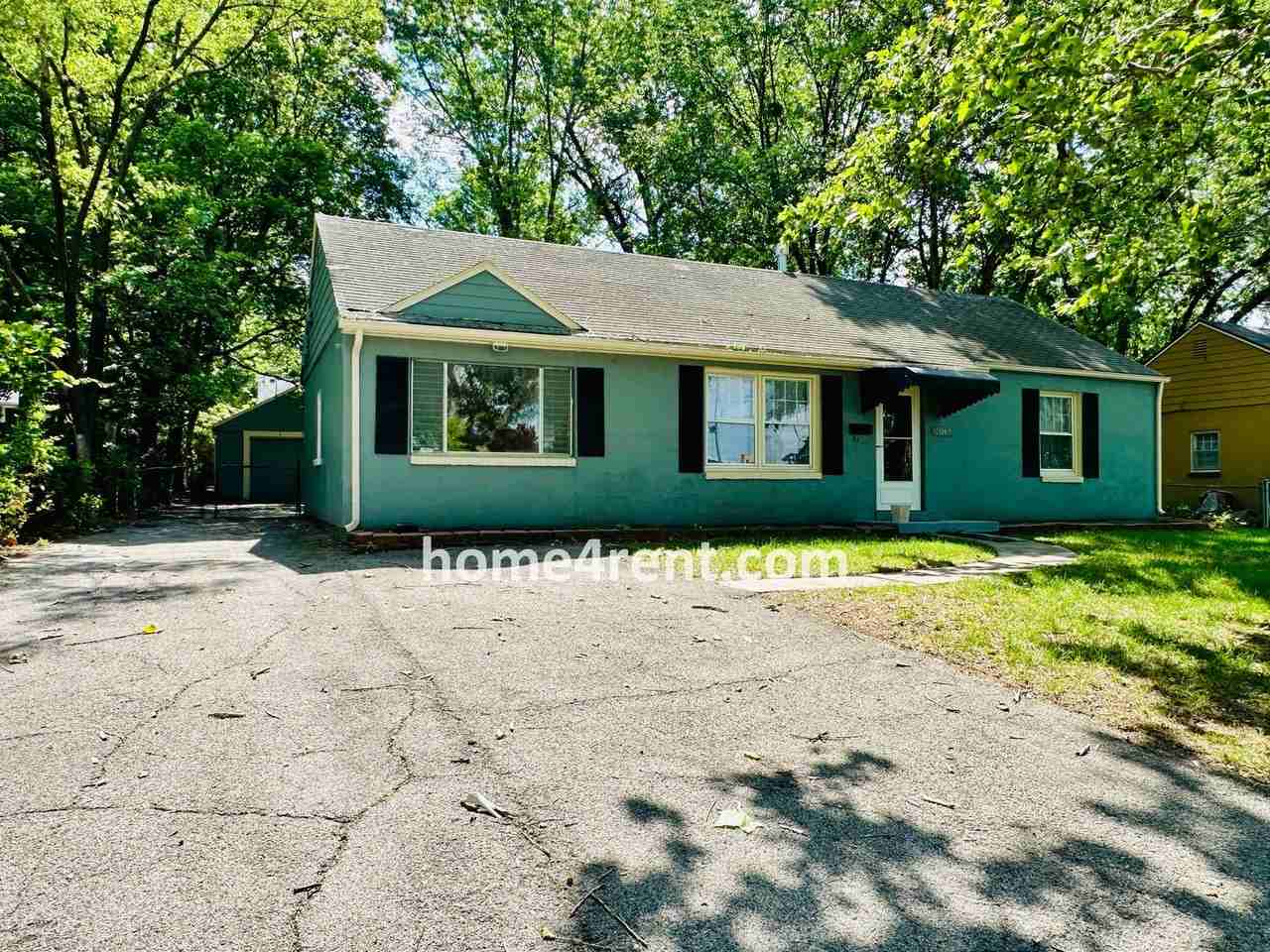 5049 Canterbury Rd - Photo 2 of 38